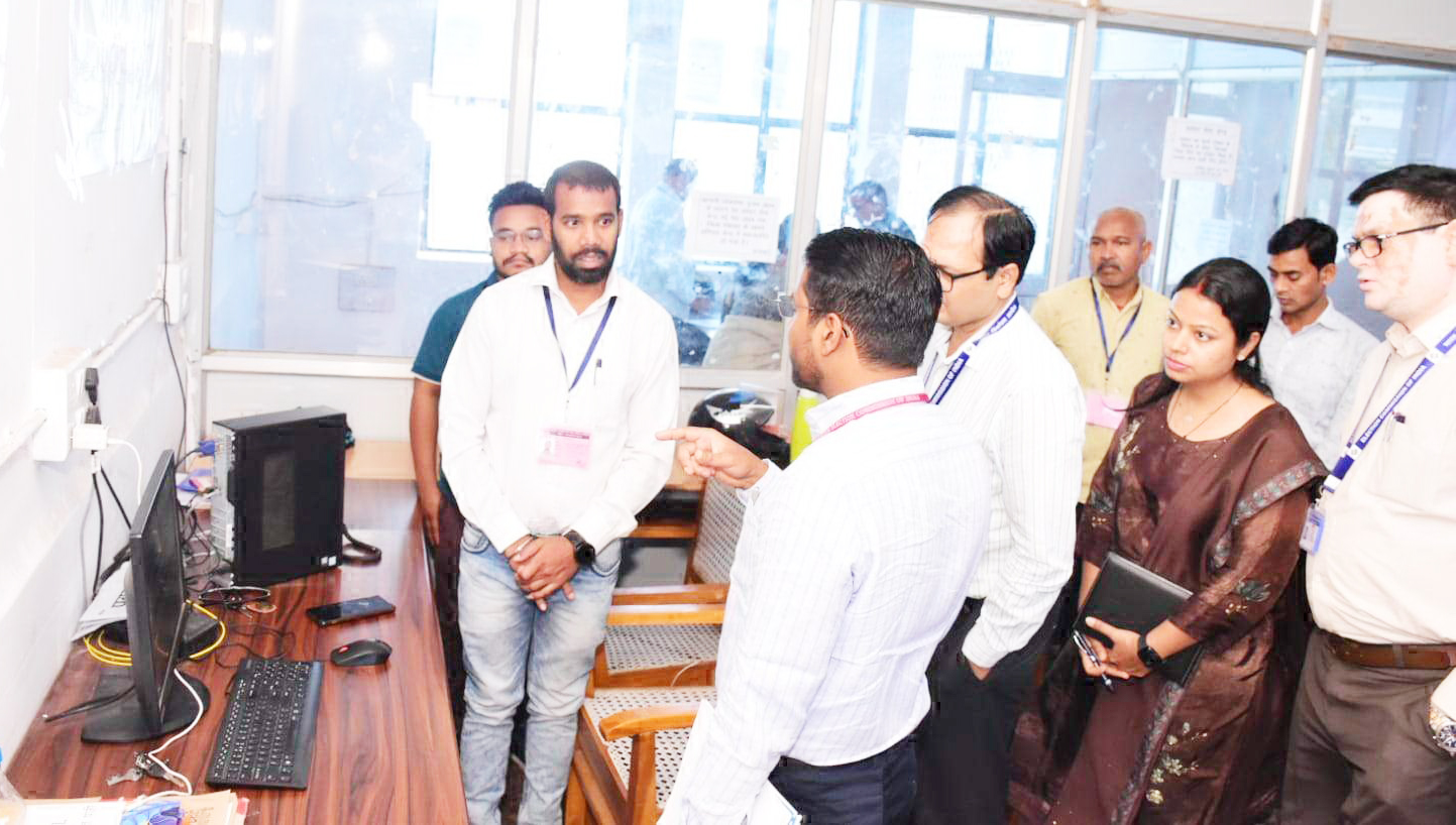 रंजन ने सी-विजिल एवं कन्ट्रोल रूम का किया निरीक्षण