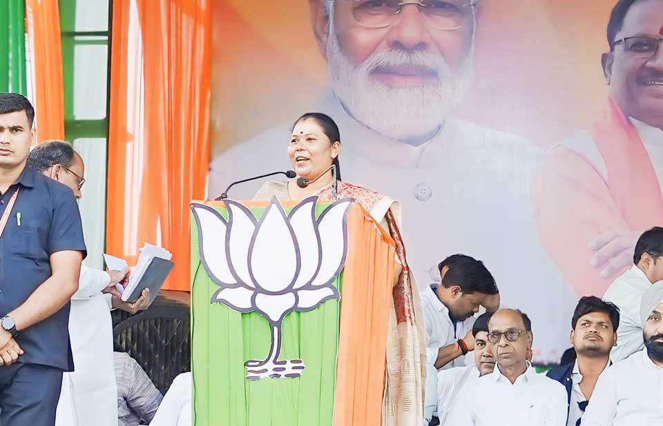 जशपुर की धरती यहां की वो माटी है जहां से नेता पैदा होते हैं-गोमती