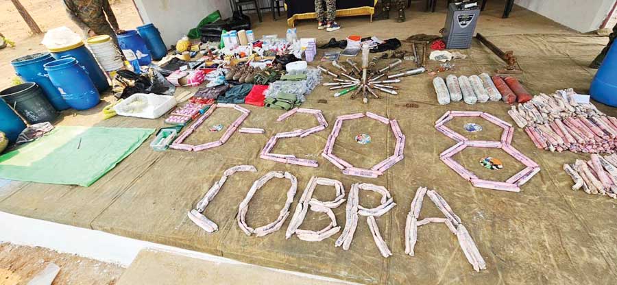 भारी मात्रा में हथियार-विस्फोटक बरामद