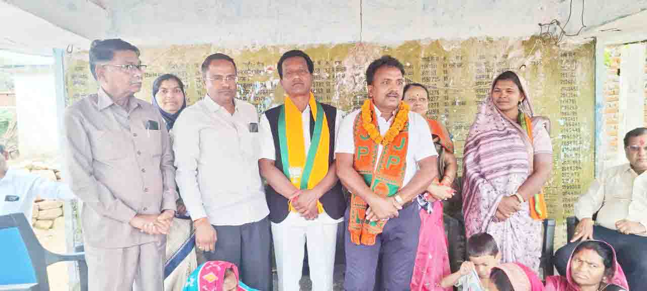 भाजपा प्रत्याशी राधेश्याम राठिया ने मांगा समर्थन