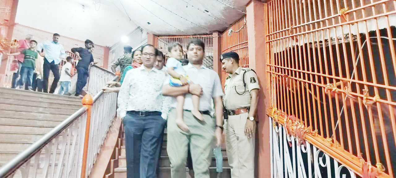 सुरक्षा और मेला व्यवस्था का निरीक्षण सुरक्षा और मेला व्यवस्था का निरीक्षण