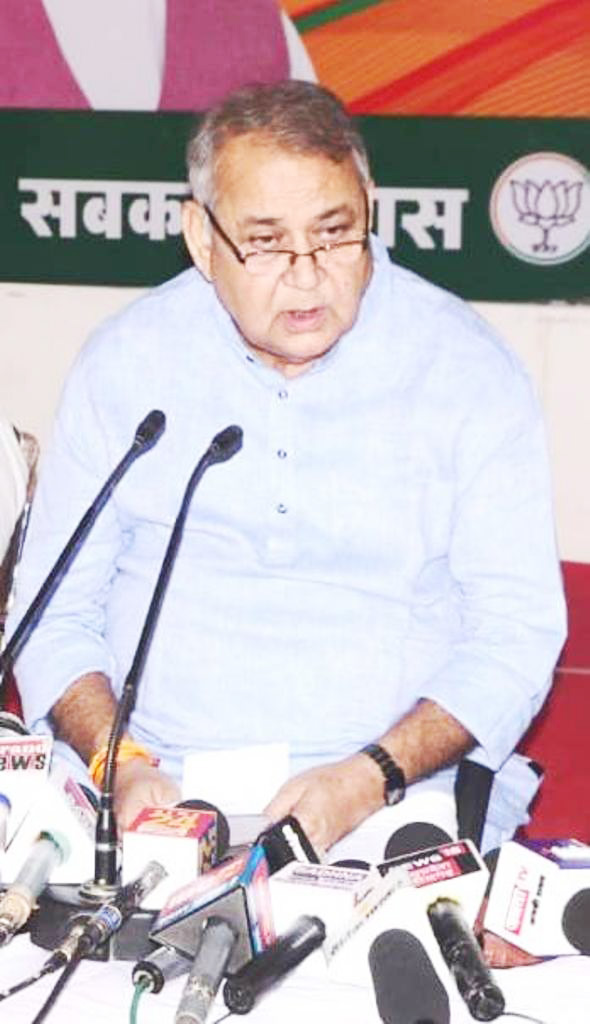 हार की आशंका से डरी कांग्रेस बोल रही नक्सलियों की भाषा-धर्मजीत