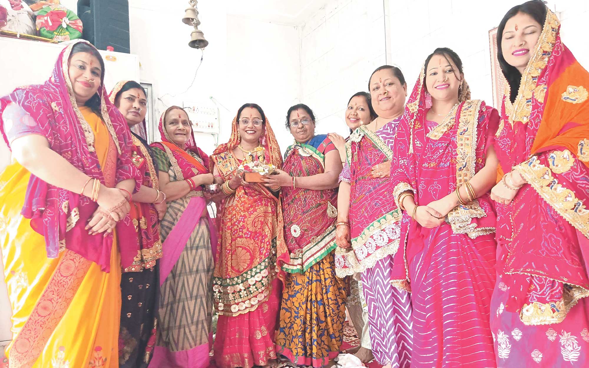 मारवाड़ी गीतों संग गणगौर विसर्जन