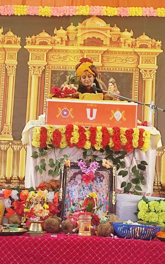 कलयुग में नाम सेवा प्रधान है