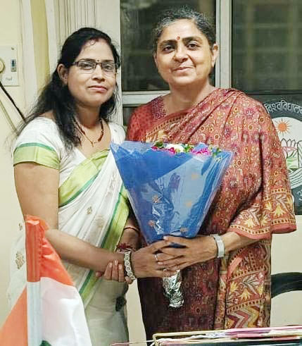 स्वपना को डॉक्टरेट की उपाधि