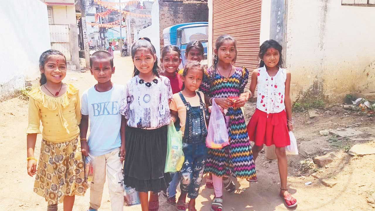 अष्टमी पर हवन, कन्या भोज भी, कल जोत जंवारा का विसर्जन