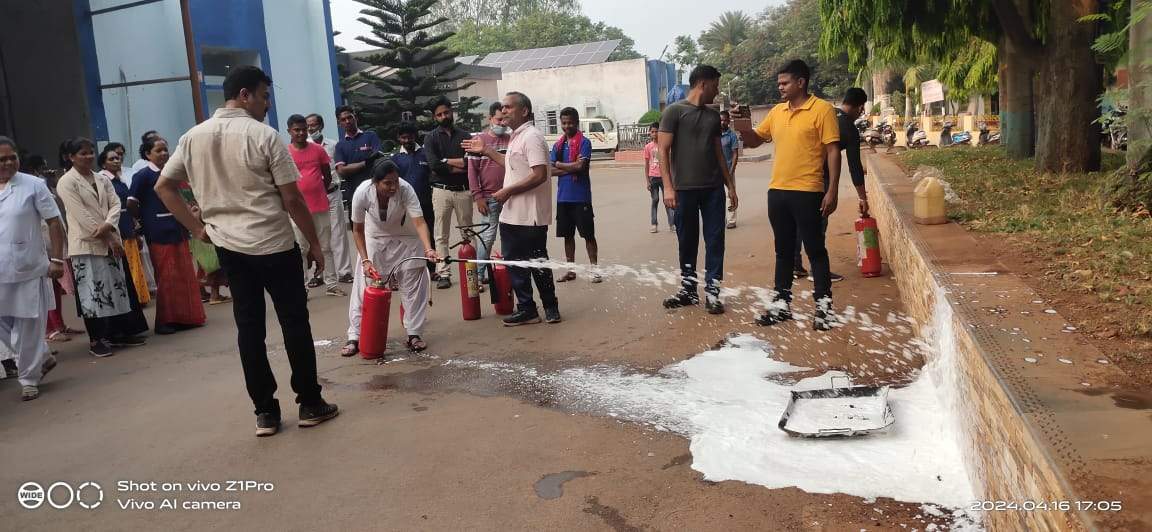 सीआईएसएफ बचेली मना रही अग्निशमन सेवा सप्ताह