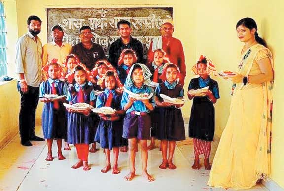 न्योता भोज, कन्या पूजन भी