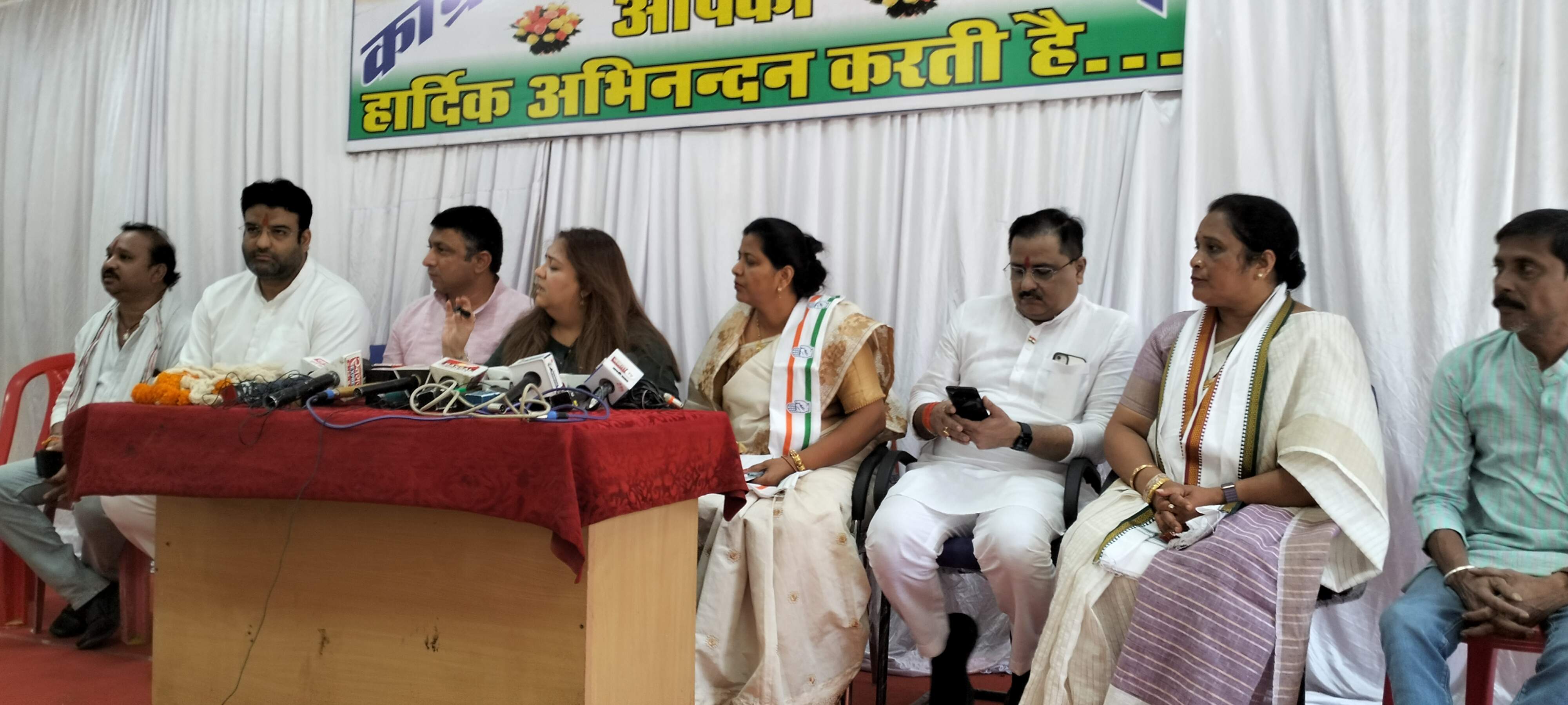 भाजपा का मकसद संविधान बदलकर आरक्षण कम  करना है, इसलिए 400 का नारा लगा रही-राधिका
