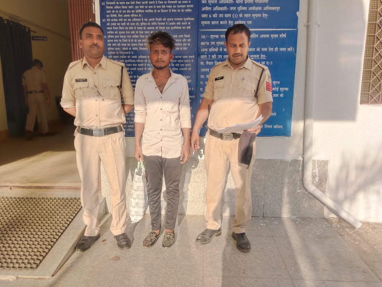दोपहिया चोरी, आरोपी गिरफ्तार दोपहिया चोरी, आरोपी गिरफ्तार