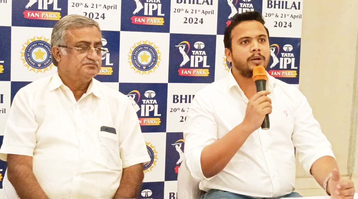 विशाल स्क्रीन पर क्रिकेट प्रेमी लेंगे आईपीएल का मजा विशाल स्क्रीन पर क्रिकेट प्रेमी लेंगे आईपीएल का मजा