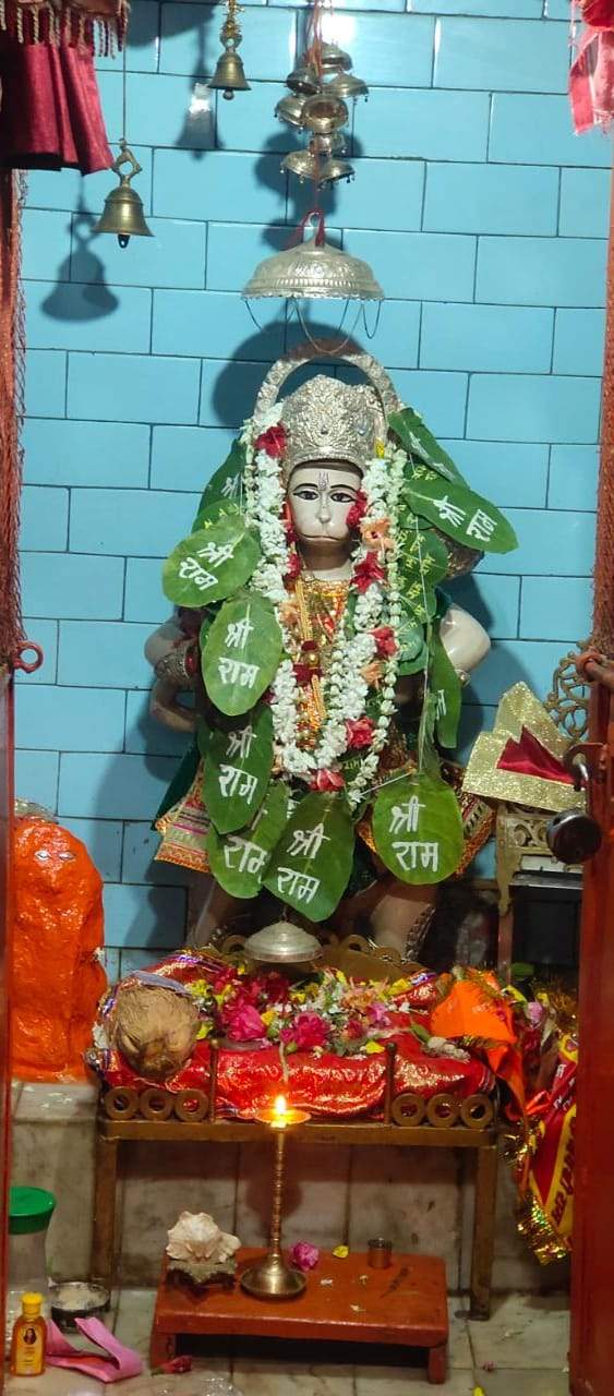 हनुमान मंदिर में  महाभंडारा आज