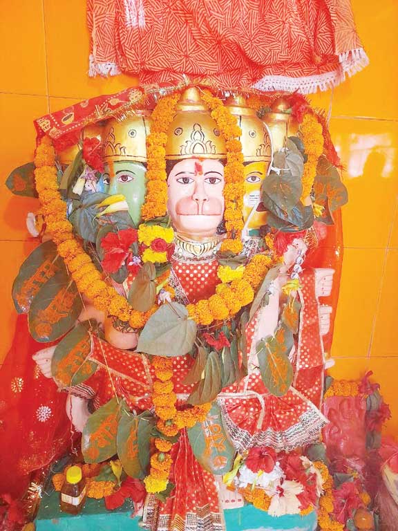 हनुमान जन्मोत्सव पर पंचमुखी बजरंगबली की प्राण-प्रतिष्ठा