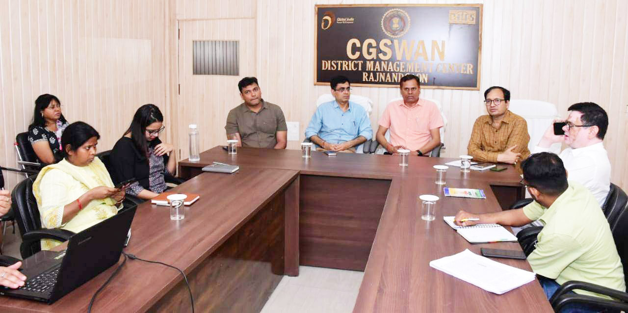 निर्वाचन की तैयारियों को लेकर बैठक निर्वाचन की तैयारियों को लेकर बैठक