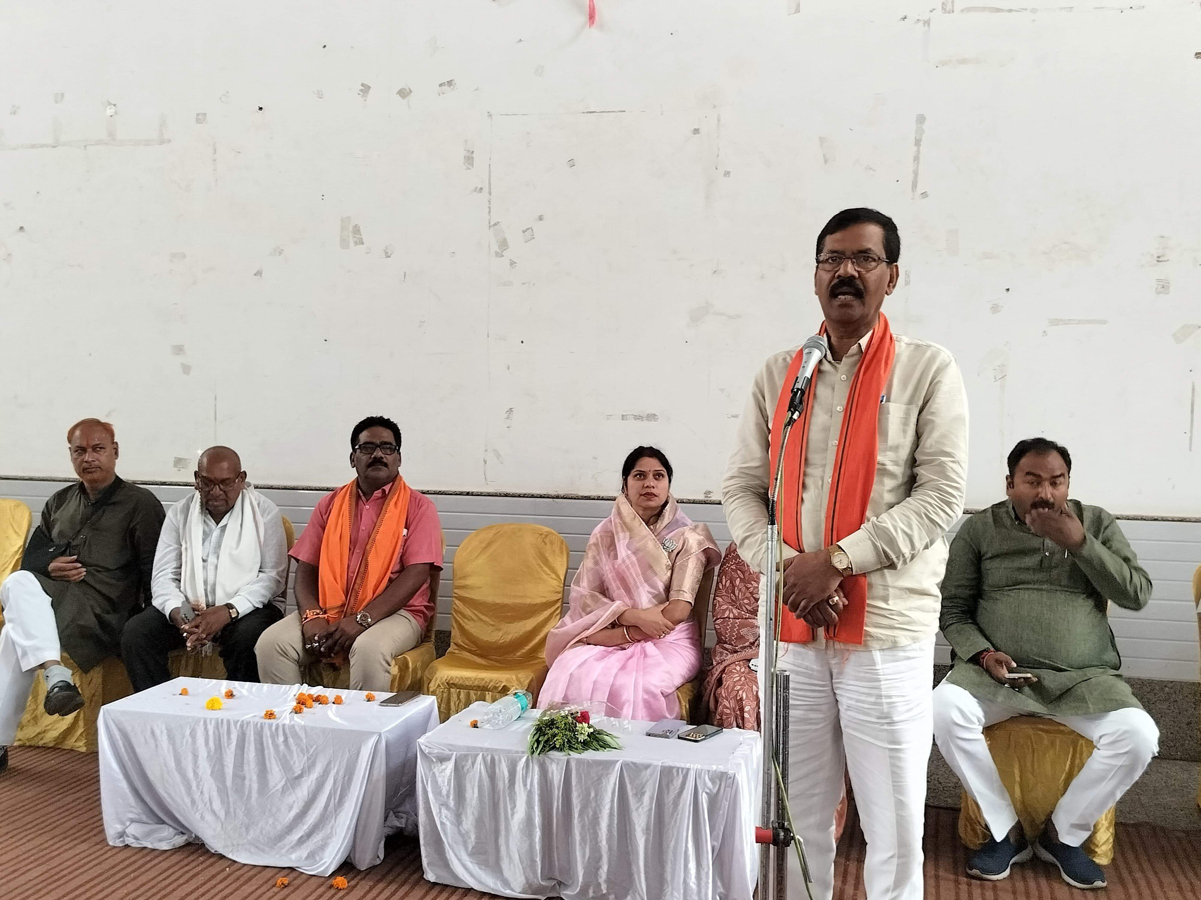 मोदी को गाली देकर कांग्रेसी नेता साहू समाज को अपमानित कर रहे हैं- मोतीलाल 