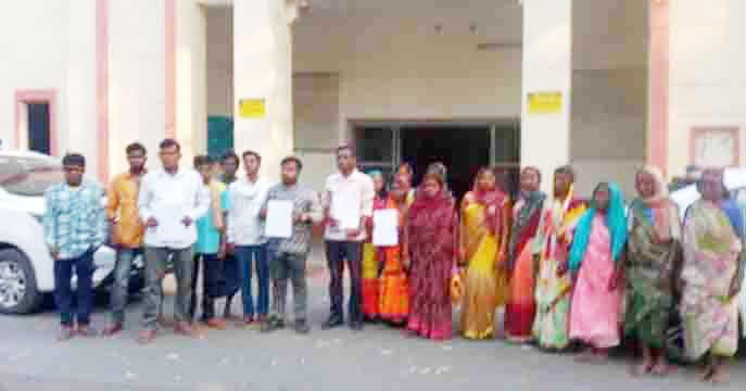 टीआरएन एनर्जी के विरोध में 5 गाँव के ग्रामीणों ने किया चुनाव बहिष्कार का एलान