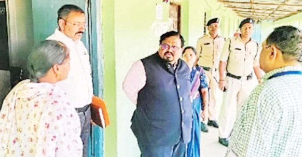 सामान्य प्रेक्षक ने मतदान केंद्रों का किया निरीक्षण