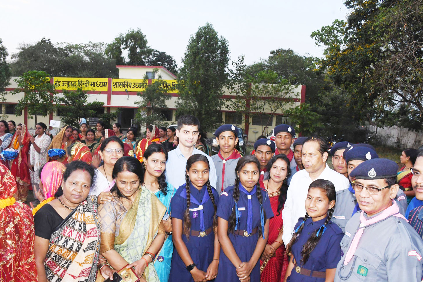 आकर्षक स्वीप तिरंगा यात्रा में सम्मिलित हुए कलेक्टर-एसपी