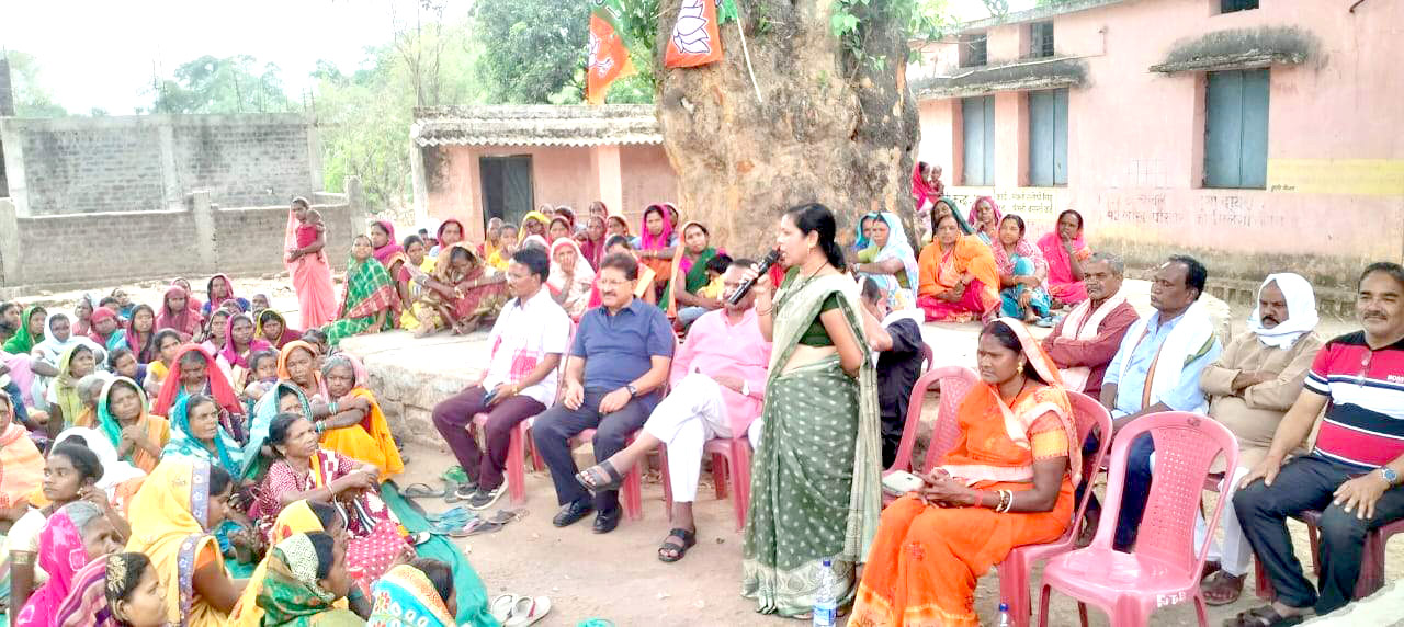 कांग्रेस लखपति बनाने का देती रही झांसा, भाजपा सीधे खाता में दे रही है पैसा- कृष्ण कुमार राय