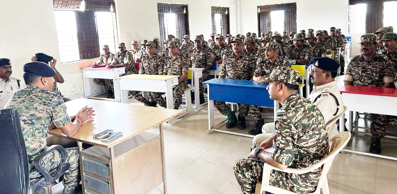 जवानों को शांतिपूर्ण चुनाव कराने, सुरक्षा व कानून व्यवस्था संबंधी प्रशिक्षण