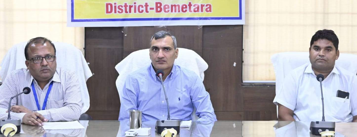 मतदान प्रतिशत बढ़ाने दिव्यांगों और वरिष्ठों को चुनाव में दी सुविधा 