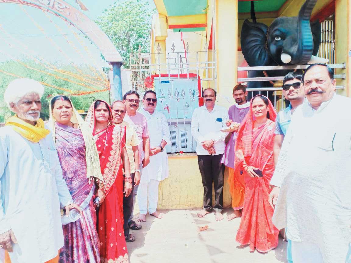 गुप्त दान कर वाटर कूलर लगवाया गुप्त दान कर वाटर कूलर लगवाया