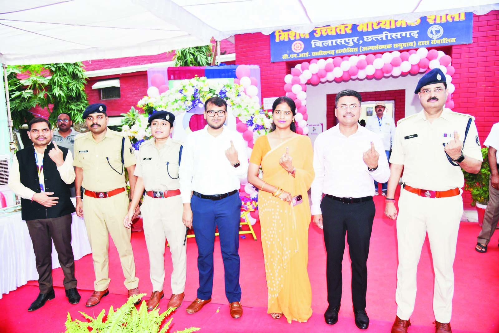 भाजपा विधायकों वाले इलाकों में वोट प्रतिशत अधिक, चीफ जस्टिस, विधायक, आईएएस ने वोट डाले