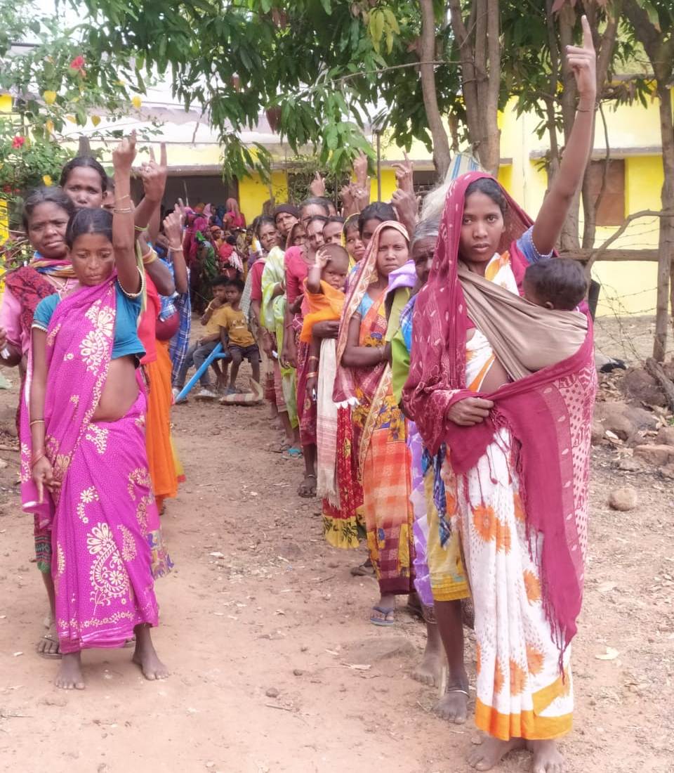 विशेष पिछड़ी जनजाति समुदाय ने किया मतदान