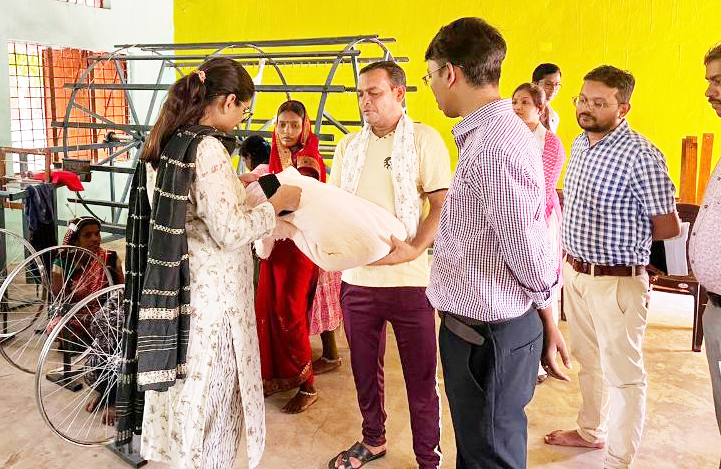 राष्ट्रीय ग्रामीण आजीविका मिशन की गतिविधियों का जायजा