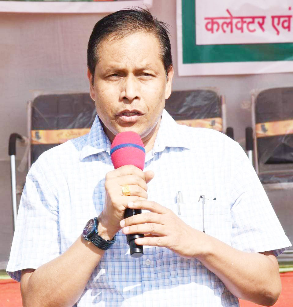 कलेक्टर ने निर्वाचन कार्य में सहयोग के लिए धन्यवाद ज्ञापित किया