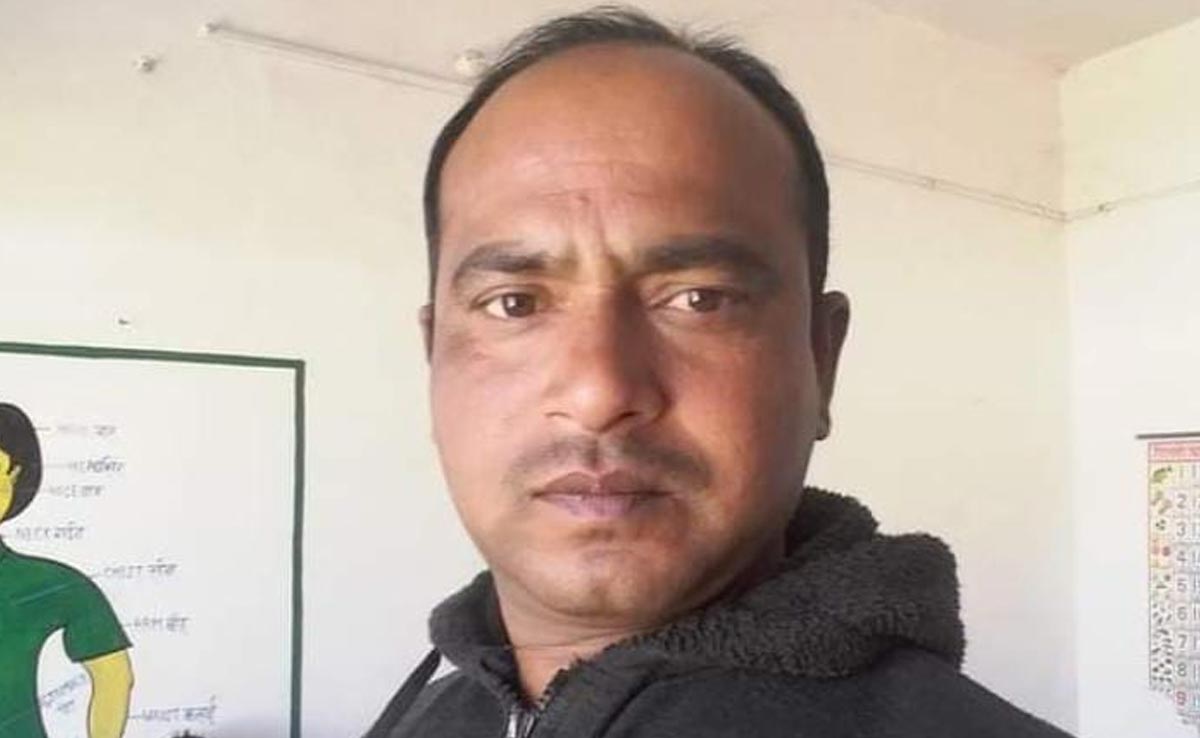 नाबालिग छात्रा से 6 साल तक रेप, शिक्षक एफआईआर दर्ज होने के बाद फरार