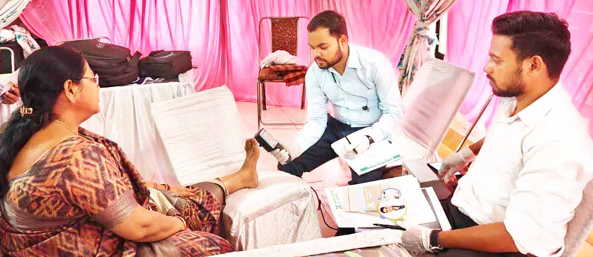 नि:शुल्क स्वास्थ्य शिविर में 212 मरीज लाभान्वित