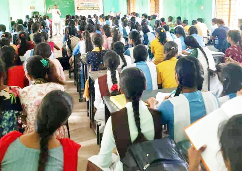 साहू समाज के शैक्षिक-कैरियर मार्गदर्शन शिविर का लाभ विद्यार्थी को