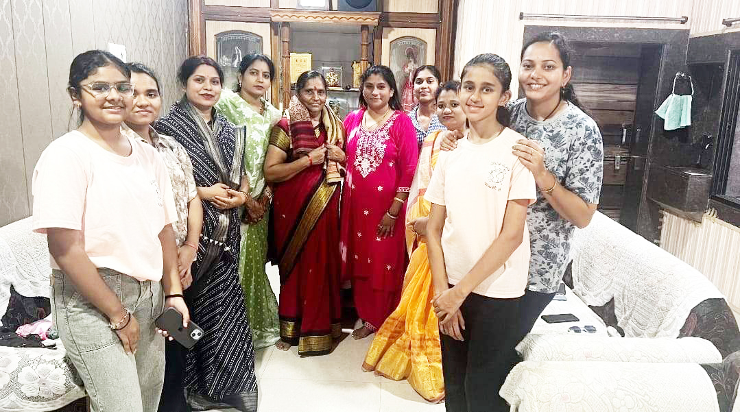 माँ योद्धा हैं हमारी जिंदगी की- रंजना