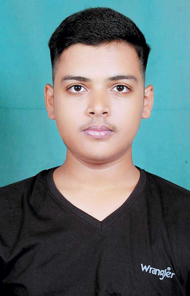 श्रेयश मिश्रा बने अशोका स्कूल के टॉपर 12 वीं में 93 फीसदी अंक