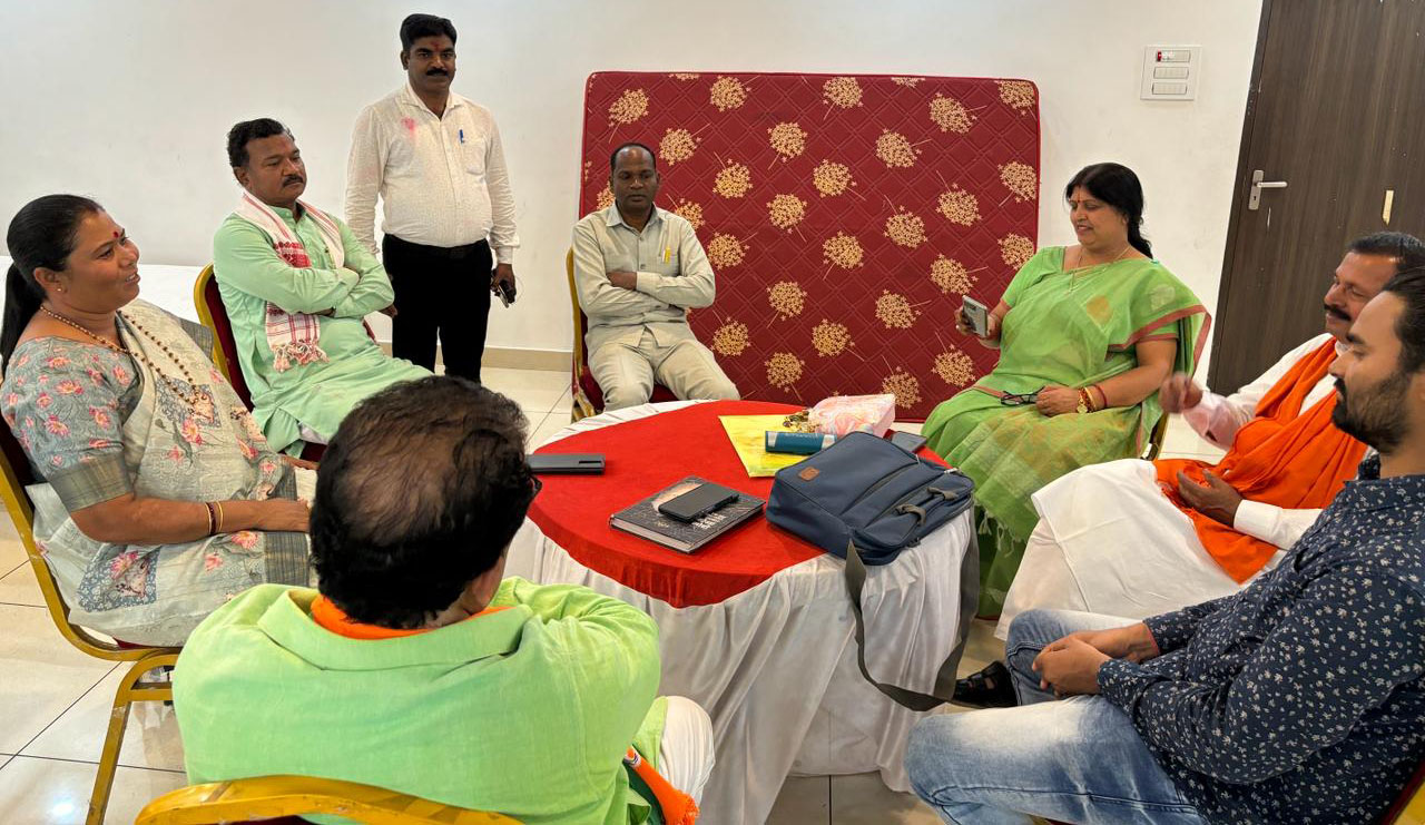 झारखंड में सरगुजा के भाजपा नेता कर रहे प्रचार- प्रसार झारखंड में सरगुजा के भाजपा नेता कर रहे प्रचार- प्रसार
