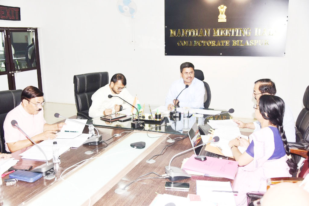 मोतियाबिंद मुक्त बिलासपुर के लिए चलेगा अभियान, निर्माण कार्यों में लापरवाही पर नोटिस