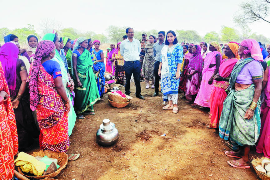 जिले में जल संवर्धन के कार्यों को दें सर्वोच्च प्राथमिकता