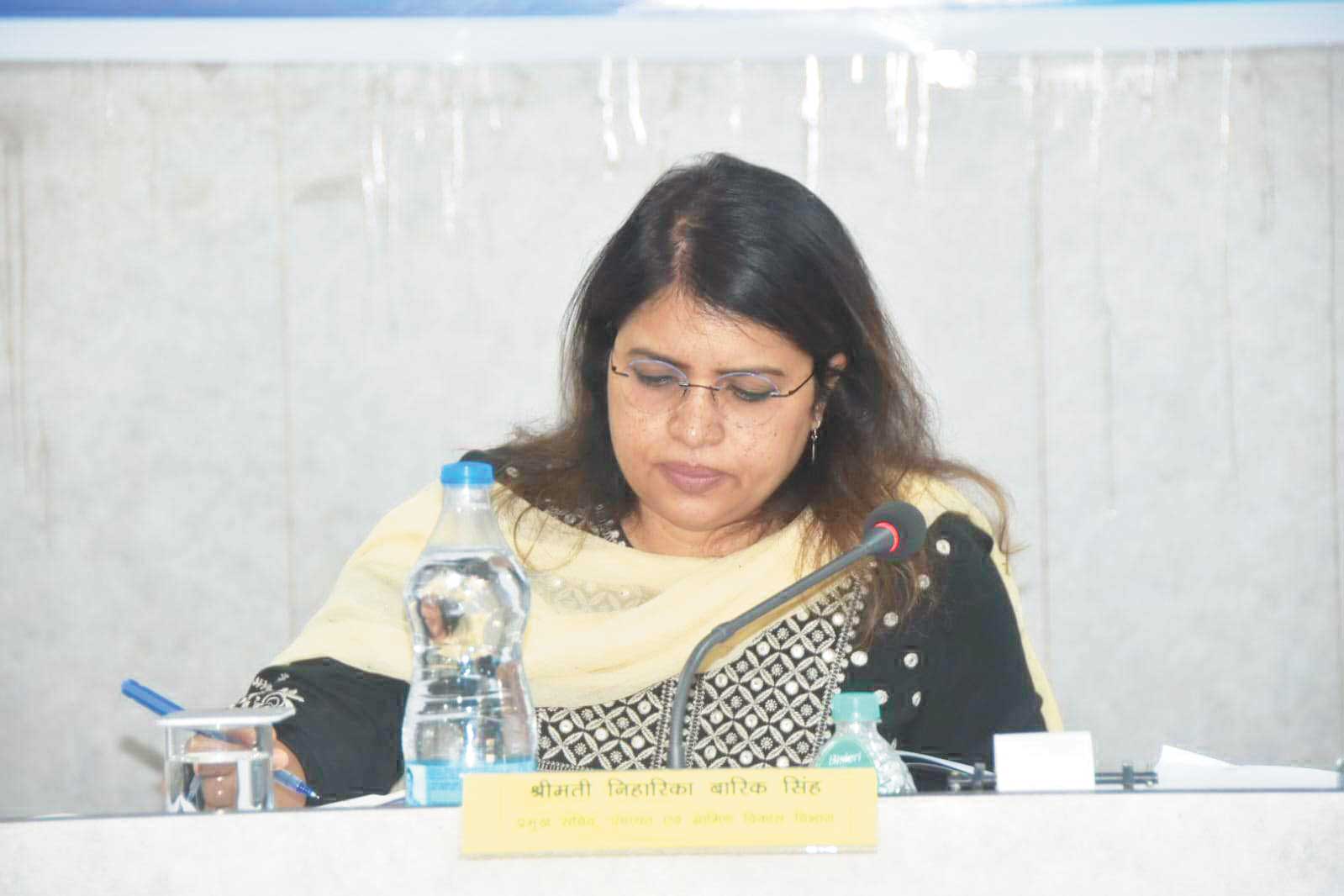 विकास कार्यों को करें तेज-प्रमुख सचिव