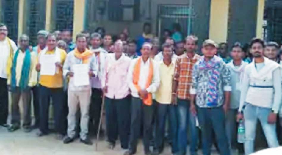 अतिक्रमण पर कार्रवाई की मांग, एसडीएम को सौंपा ज्ञापन अतिक्रमण पर कार्रवाई की मांग, एसडीएम को सौंपा ज्ञापन