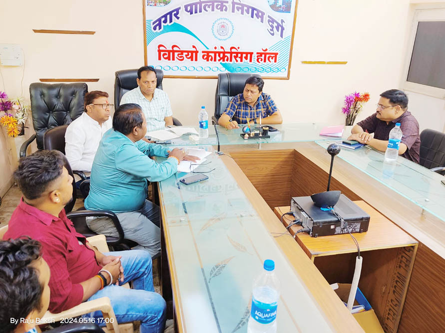 आयुक्त ने दी होर्डिंग्स स्ट्रक्चर जांच के निर्देश आयुक्त ने दी होर्डिंग्स स्ट्रक्चर जांच के निर्देश