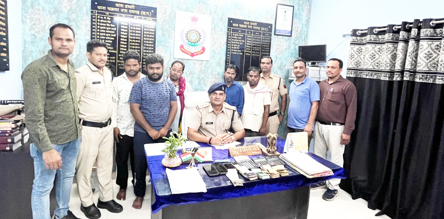 छापा, सट्टा-पट्टी लिखने वाले 5 पकड़ाए छापा, सट्टा-पट्टी लिखने वाले 5 पकड़ाए