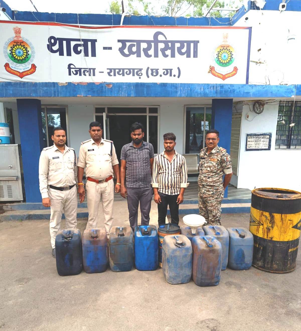सेन्द्रीपाली ढाबा में पुलिस की रेड, डीजल का अवैध भंडारण पकड़ा