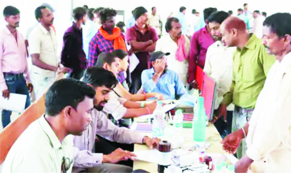 भौतिक परीक्षण: स्कूलों की 71 बसों में से 21 अनफिट भौतिक परीक्षण: स्कूलों की 71 बसों में से 21 अनफिट