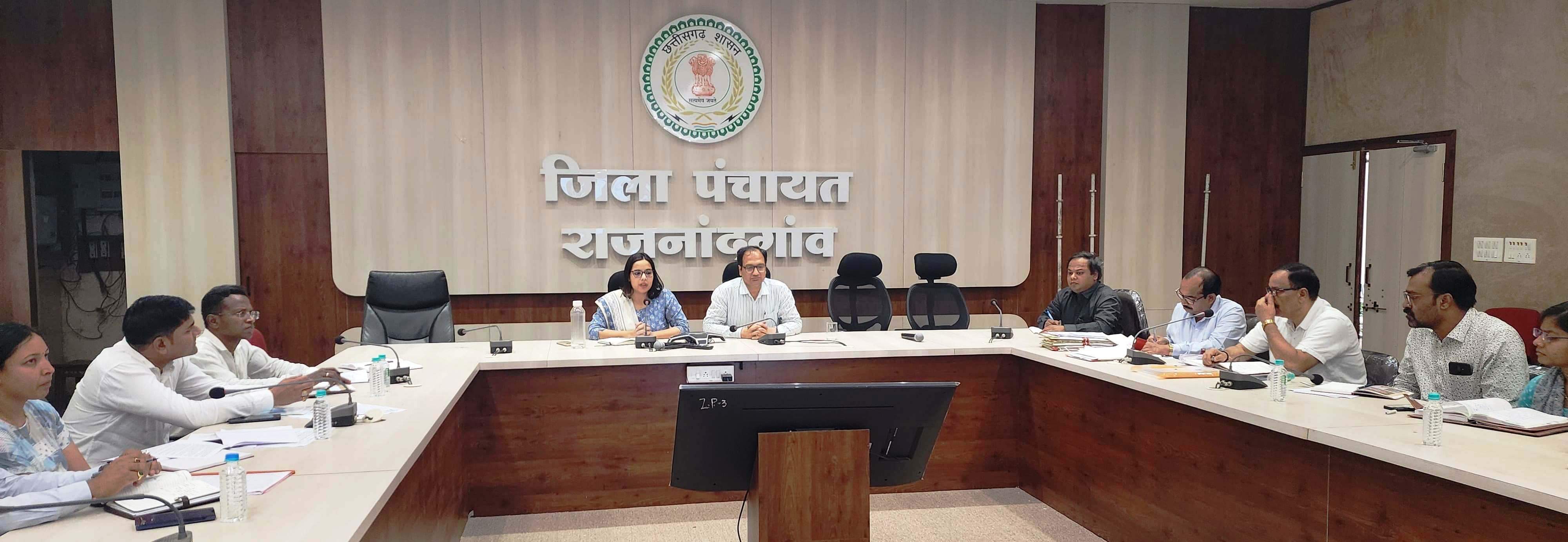 जल संरक्षण संवर्धन के कार्यों और प्रयासों में लाएं तेजी जल संरक्षण संवर्धन के कार्यों और प्रयासों में लाएं तेजी