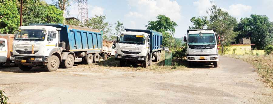 रेत की अवैध खुदाई- परिवहन, 6 गाडिय़ां जब्त