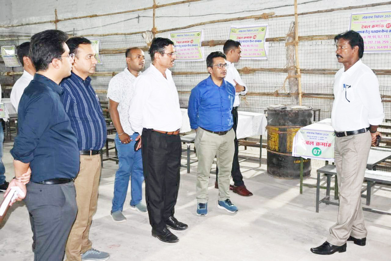 कलेक्टर ने मतगणना की तैयारी का लिया जायजा
