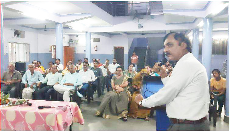 बच्चों के सर्वांगीण विकास में अनुशासन व समय का समायोजन का होना जरूरी-डॉ. संजय पांडेय