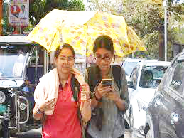 खूब तप रहा नौतपा, पारा 44.3 के पार