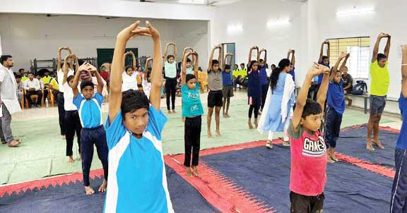 कोण्डागांव के 6 विद्यार्थियों का राज्य स्तर योग ओलंपियाड के लिए चयन